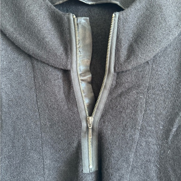 Banana Republic Sleeveless Scoop front and Back dress - Picture 3 of 6